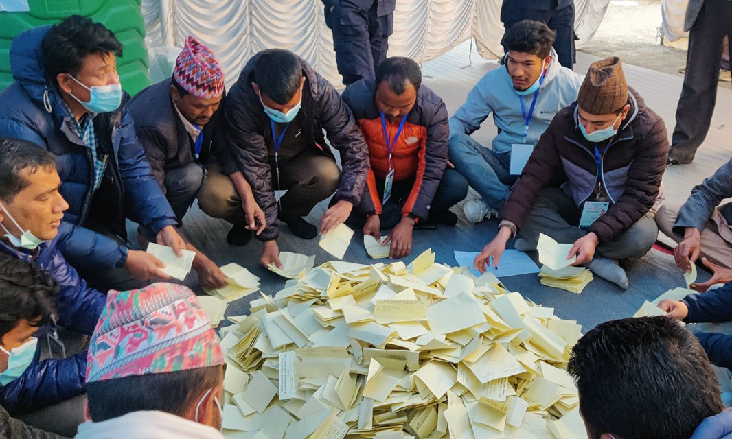 खुला केन्द्रीय सदस्यमा देउवाको वर्चश्व, कोइराला पक्षका ९ जनाले जिते