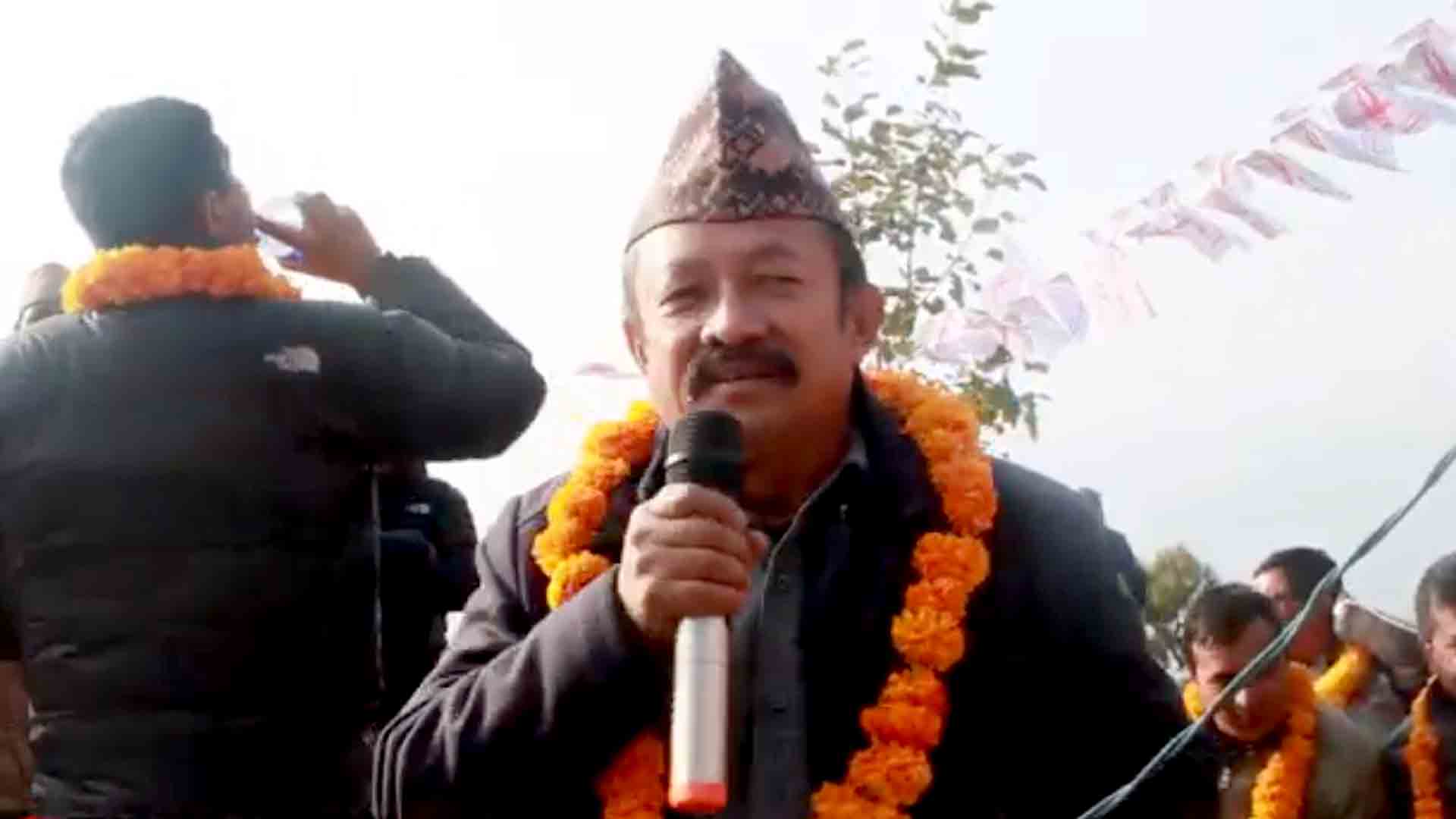 मेरो कार्यकालमा चुलीमा एक घर एक धारो पुर्‍याउँछु:गाउँपालिका अध्यक्ष कृष्णहरी श्रेष्ठ