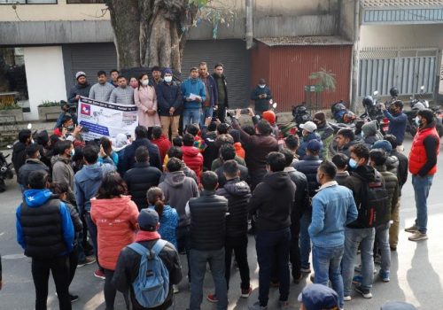 स्थानीय तहको निर्वाचन मिति तोक्न माग गर्दै अनेरास्ववियुले गरायो प्रधानमन्त्रीको ध्यानाकर्षण