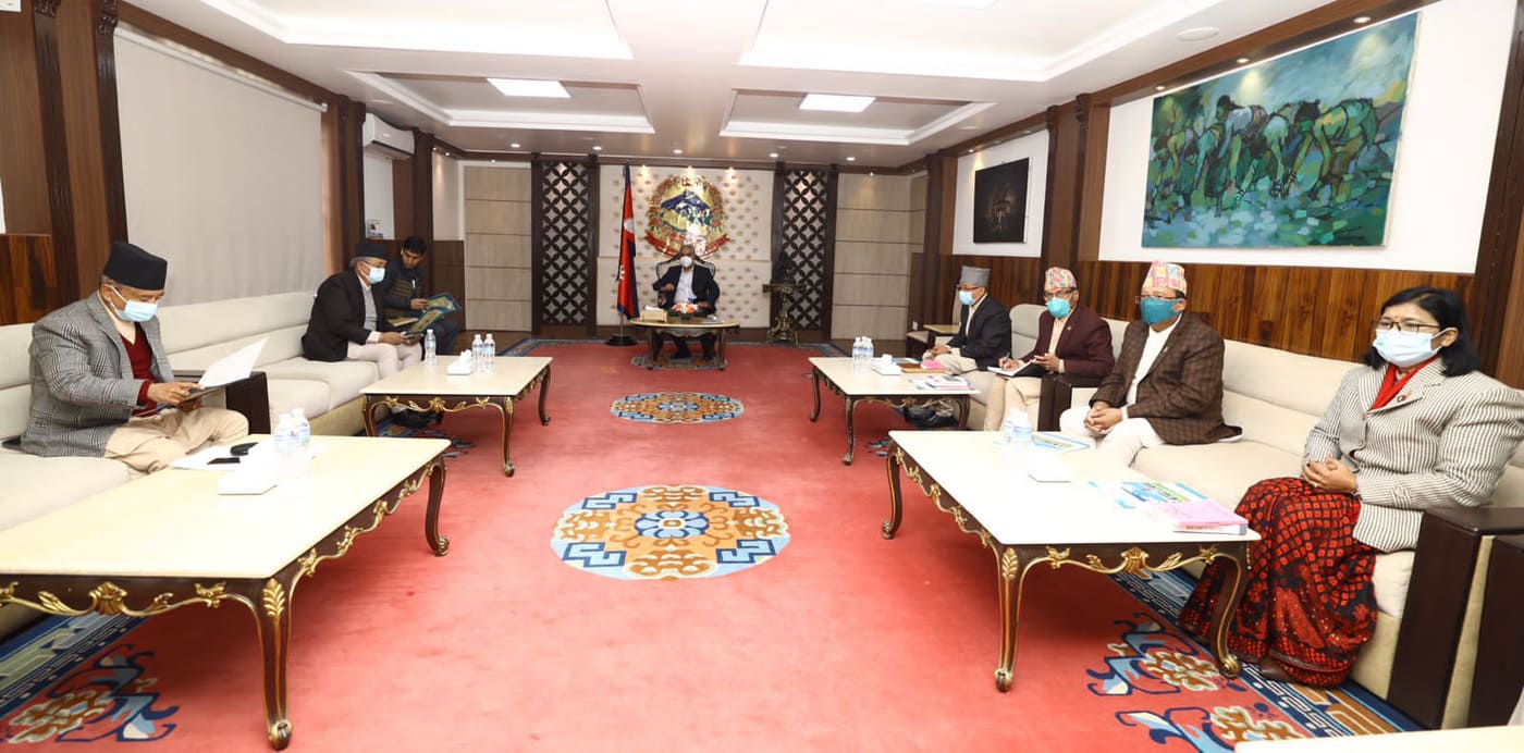 गठबन्धनका शीर्ष नेताबीच छलफल : गठबन्धन टुट्न नदिने, एमसिसी सहमतिमा पास गर्ने