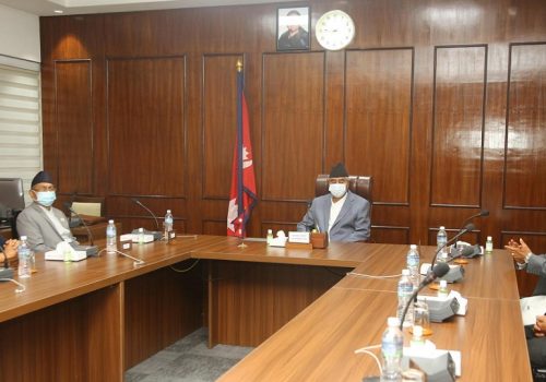 मन्त्रिपरिषद् बैठक बस्दै