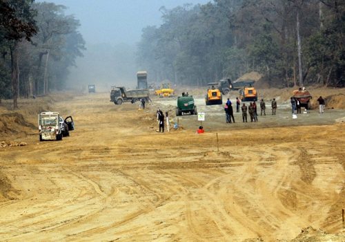 फास्ट ट्रयाक अनुगमनपछि सांसदहरूले भने- समस्यै समस्या छ, समयमै सकिने देखिएन