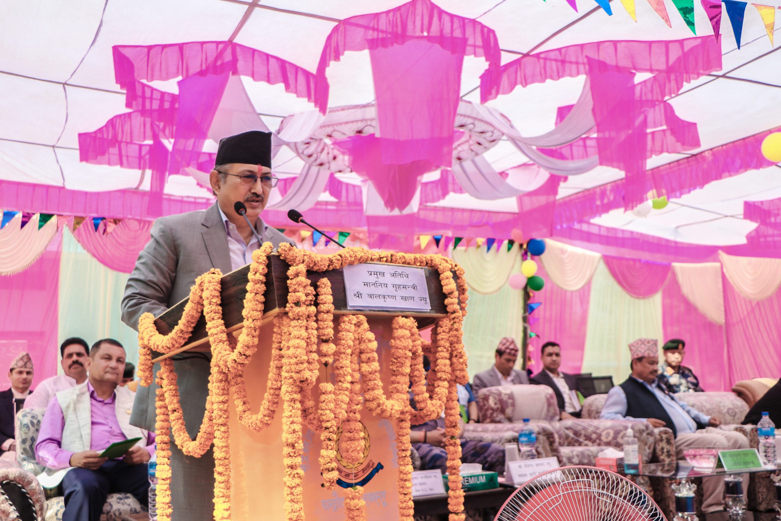 स्थानीय निर्वाचन शान्तिपूर्ण रूपले सम्पन्न हुन्छ : गृहमन्त्री खाँण