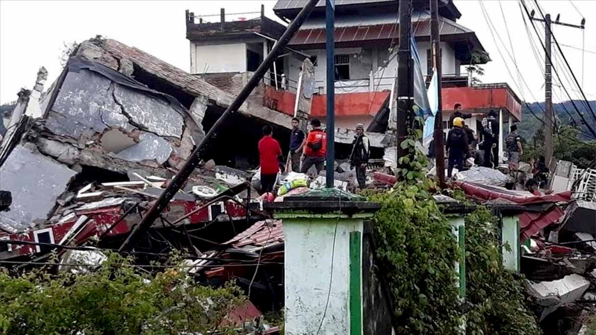 इन्डोनेसियामा ६ दशमलब ७ म्याग्निच्युडको भूकम्प