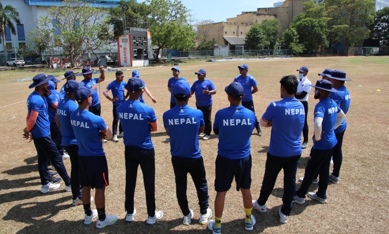 दीपेन्द्रको अर्धशतकमा नेपालले श्रीलंका नेभीलाई दियो १९७ रनको लक्ष्य