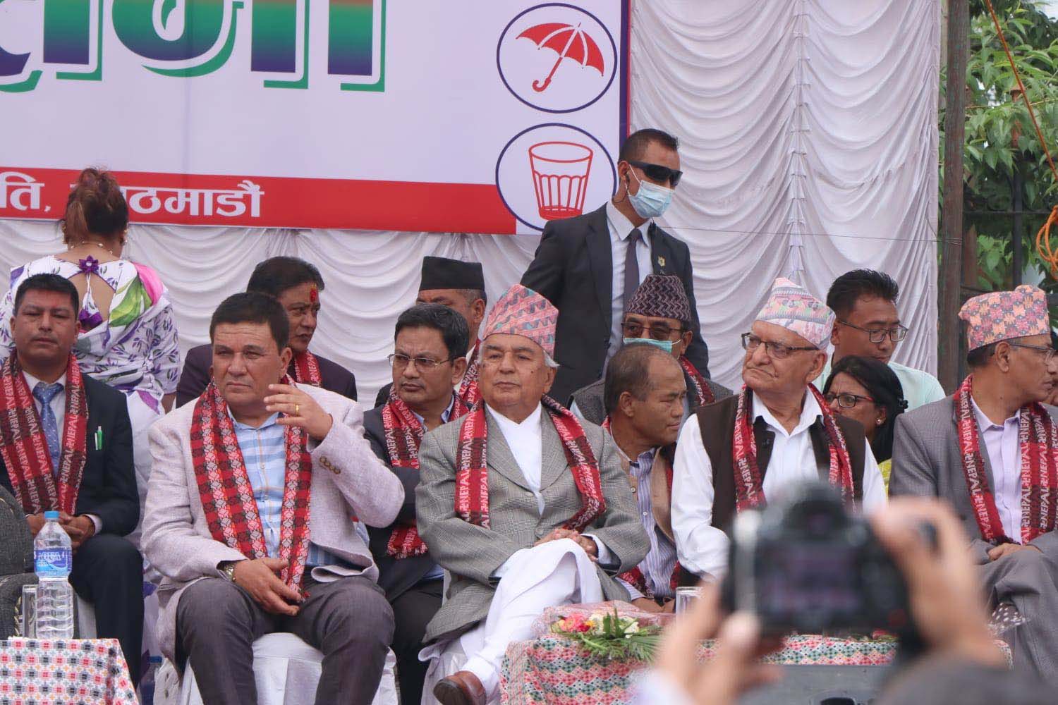 हाम्रो आफ्नो शक्ति नभएपछि धेरै ठाउँ ताकेका छैनौं : चित्रबहादुर केसी