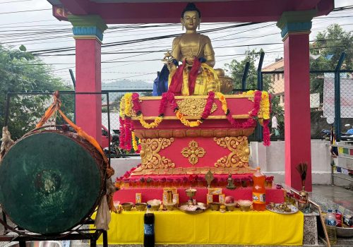 धादिङबेशीमा बुद्ध मुर्ति स्थापना(फोटो फिचर)