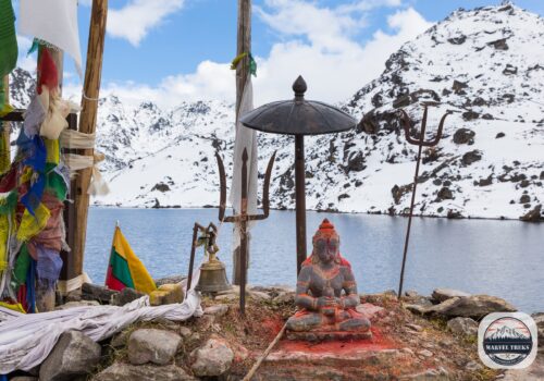 गोसाइँकुण्डका तीर्थयात्रु शुलाद्री पर्वत चढ्न थाले