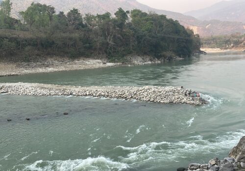 धादिङमा पुलबाट त्रिशुली नदीमा हामफाली एकजना बेपत्ता