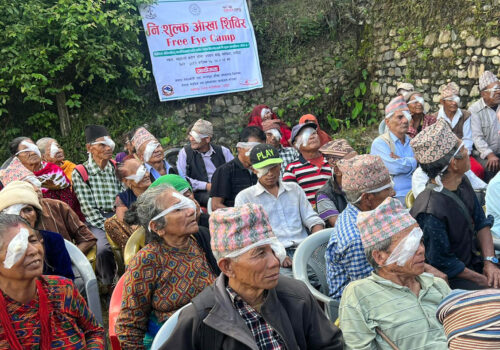 धादिङको बेनिघाटमा १३१ जनाको मोतियाविन्दुको अप्रेसन